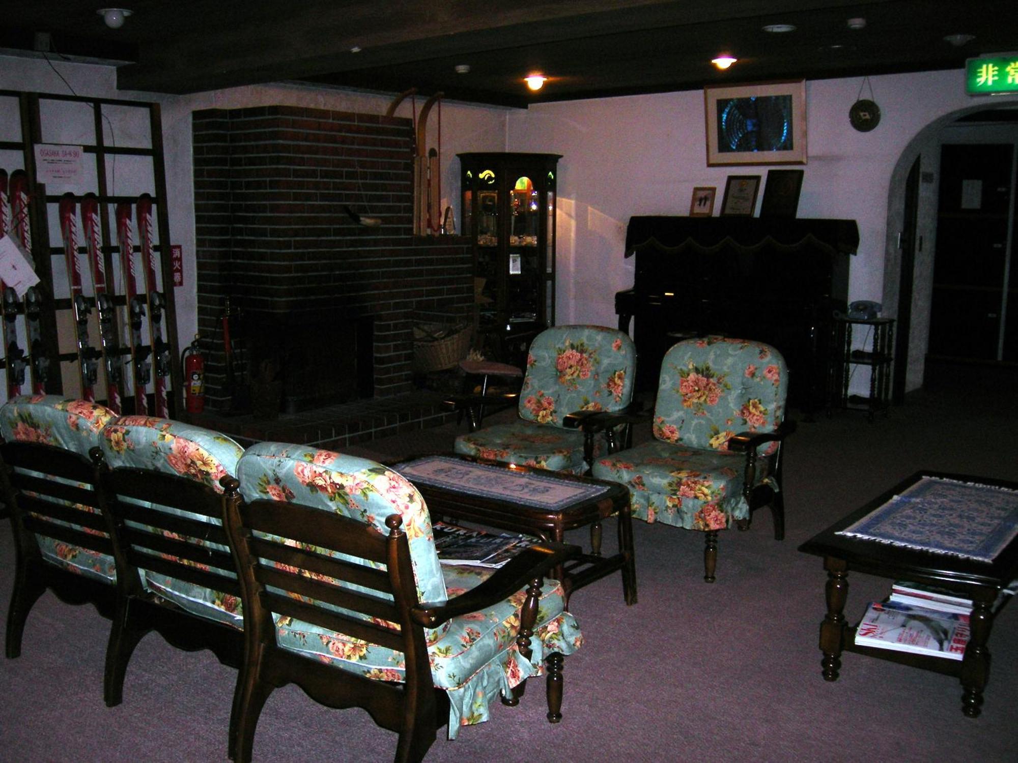 Hotel Weisser Hof Happei Хакуба Екстериор снимка